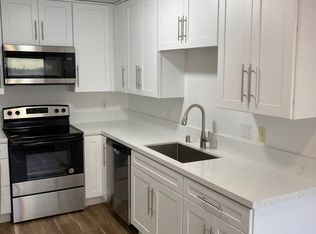 3811 Green Ave, Los Alamitos, CA 90720