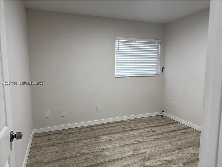 1580 SW 2nd St #4 — Photo 5