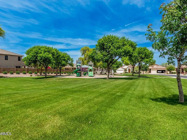 43829 W Snow Dr — Photo 38