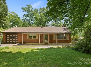 41 Deep Woods Rd, Mills River, NC 28759