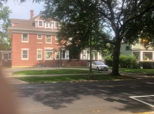 10335 S Longwood Dr, Chicago, IL 60643