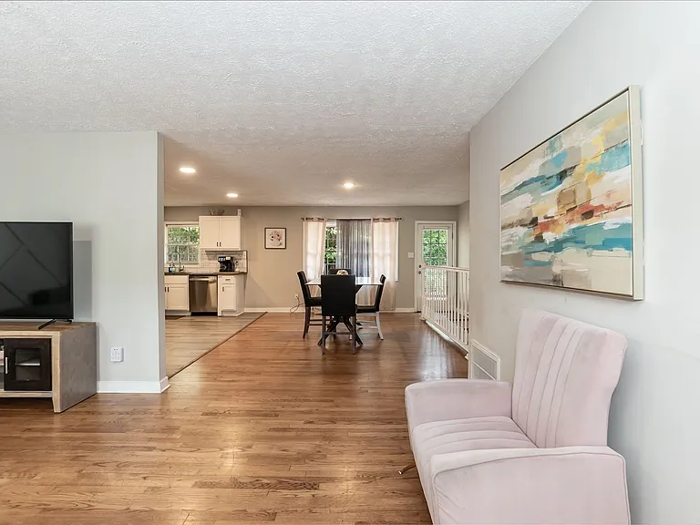 2212 Foxtrot Rd — Photo 14