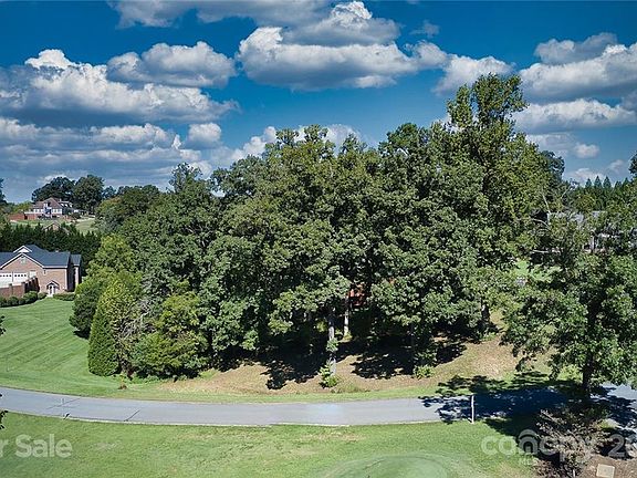 4th image of 4391 Plantation Dr