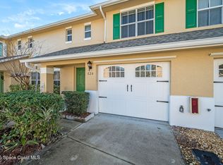 624 Cedar Side Cir NE, Palm Bay, FL 32905
