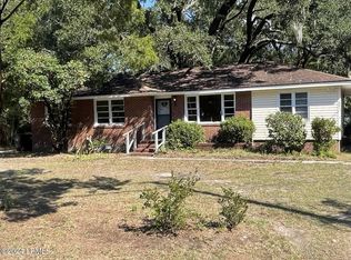 1701 Battery Creek Rd, Beaufort, SC 29902