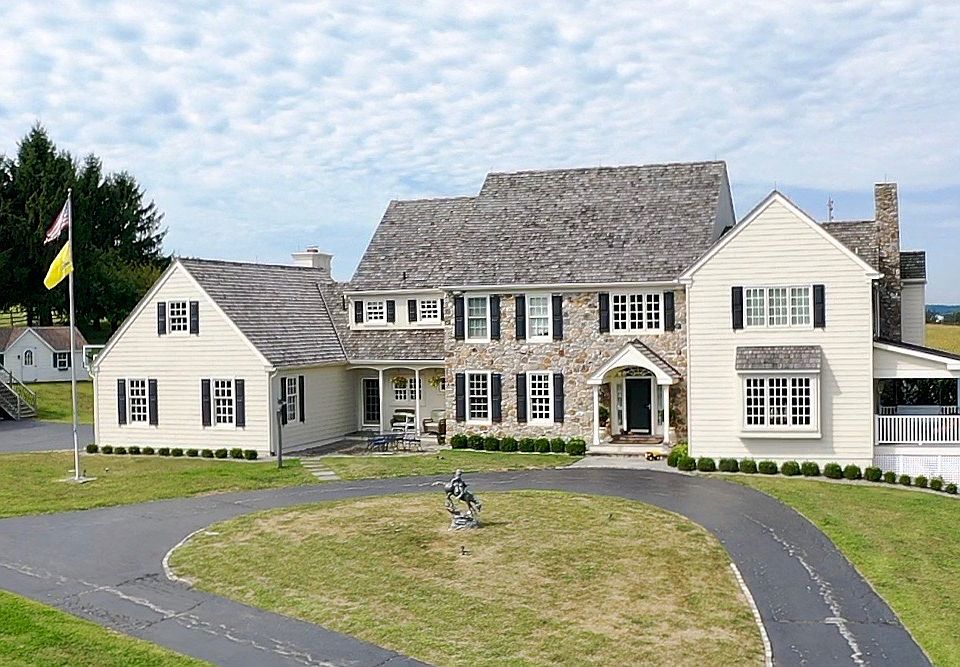 1st image of 35 Wyndemere Lake Dr