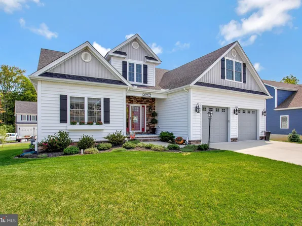 20972 Rowan Knight Dr, Lexington Park, MD 20653