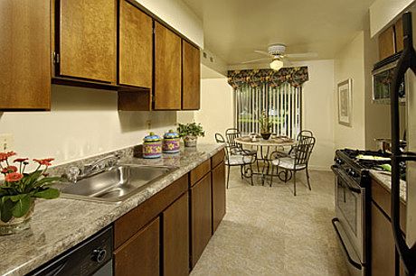 4th image of 17101 Queen Victoria Ct APT 101