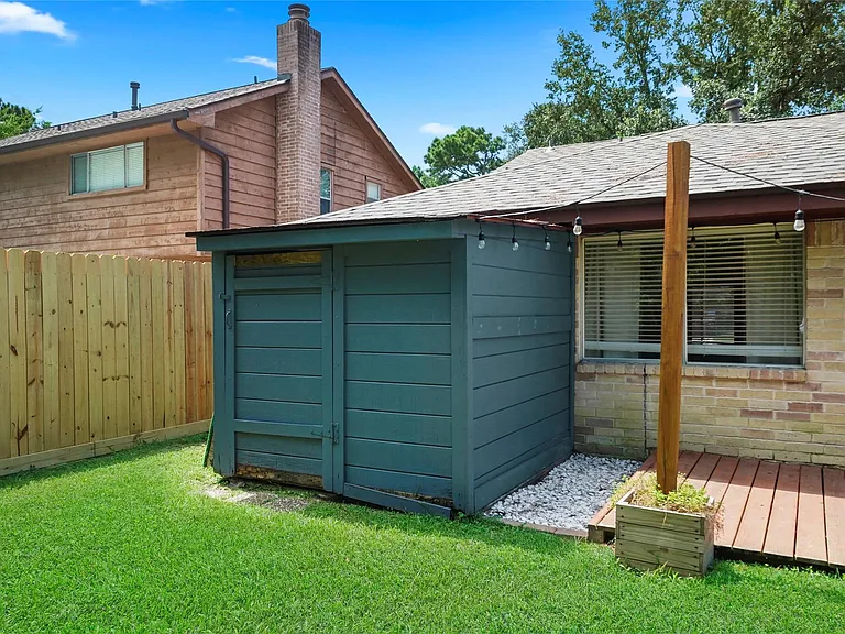 17206 Park Lodge Dr — Photo 27