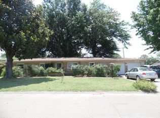 1101 E 6th St, Cushing, OK 74023