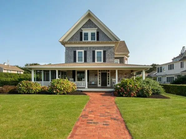 17 Gannett Rd, Scituate, MA 02066