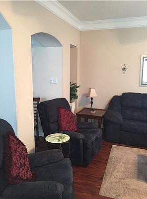 4th image of 2252 Beach Dr