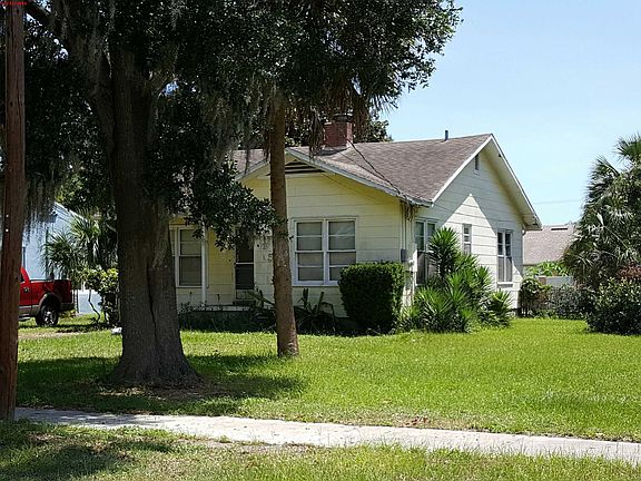 3rd image of 315 Burleigh Ave