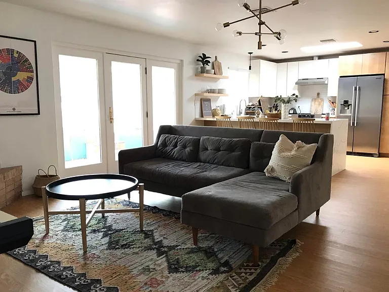 442 N La Cholla Blvd — Photo 3