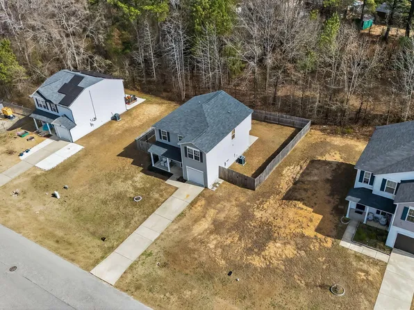 161 Emilies Crossing Way, Lillington, NC 27546