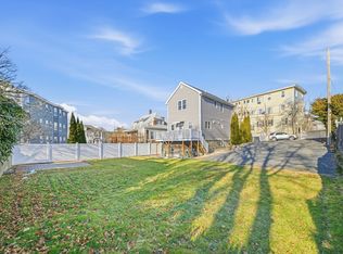 5 Main St, Quincy, MA 02169