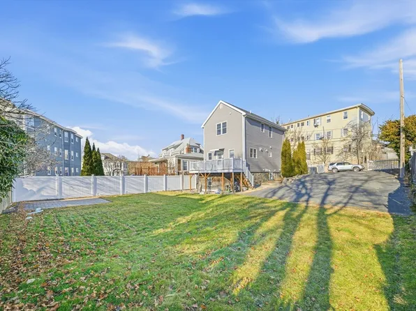 5 Main St, Quincy, MA 02169