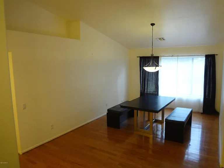 1341 W Bartlett Way — Photo 8