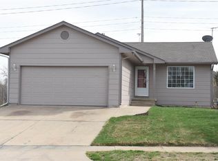 10111 E Mount Vernon Rd, Wichita, KS 67207