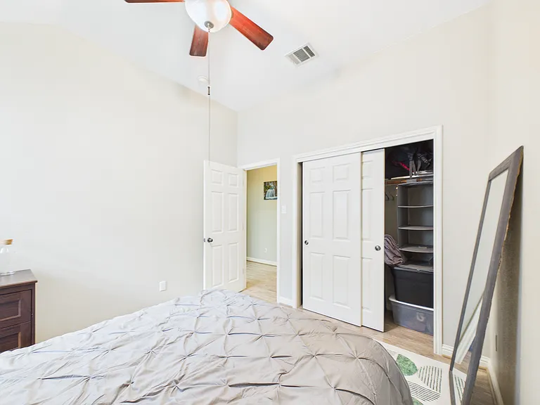 10216 Wind Cave Trl — Photo 10
