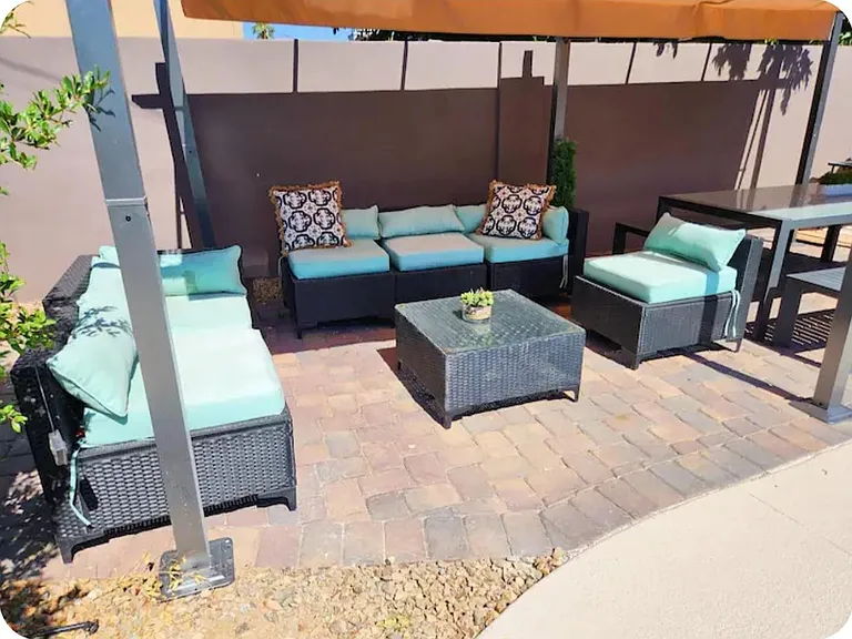 2812 Avalon Ave — Photo 10
