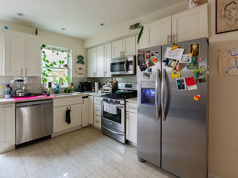 1538 S Opal St — Photo 4