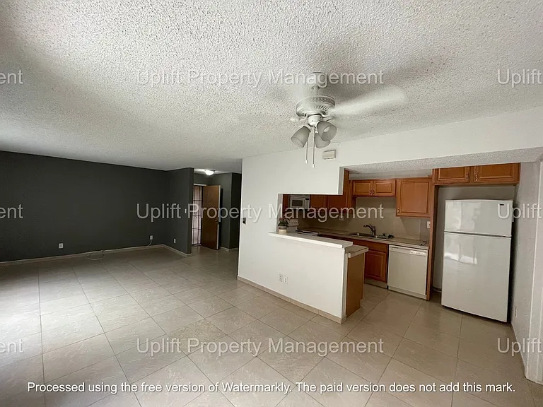 6811 Alvarado Rd #8 — Photo 6