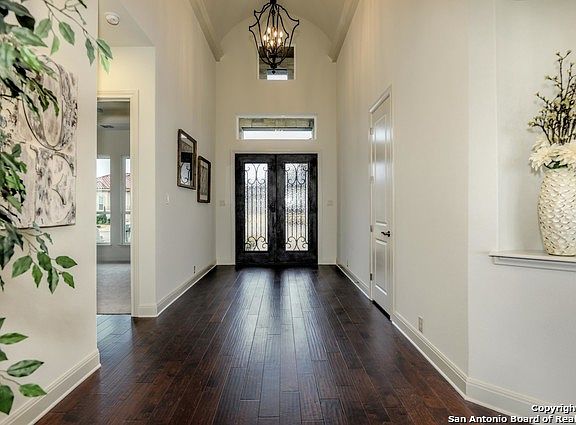3rd image of 6310 Malaga Way