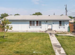 2315 W Peninsula Dr, Moses Lake, WA 98837