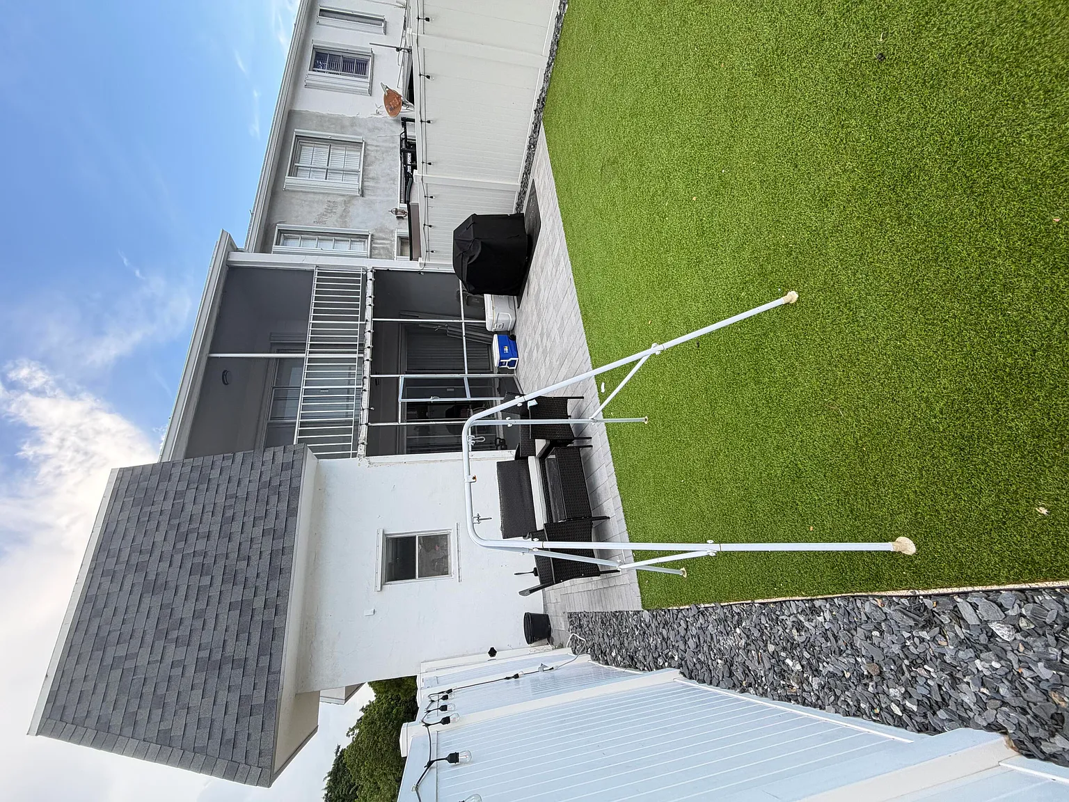 Nova Townhouses — Photo 3