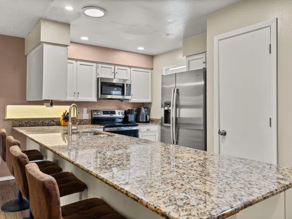 12712 Tomlinson Dr SE, Albuquerque, NM 87123