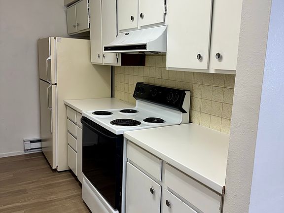 3rd image of 726 Delaware Ave APT C