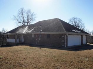 915 Tabitha Ter, Neosho, MO 64850