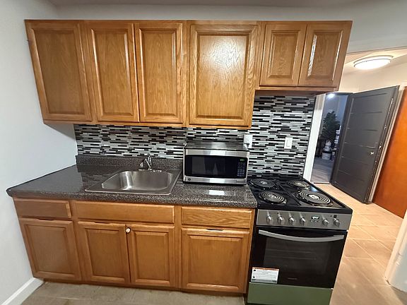 2nd image of 4031 202nd St