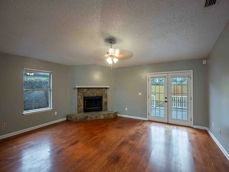 2645 Sam Houston Pl — Photo 22