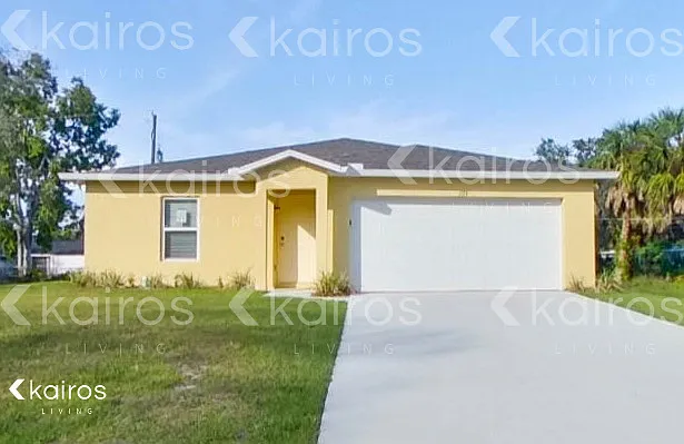 1124 Ware Ave — Photo 1