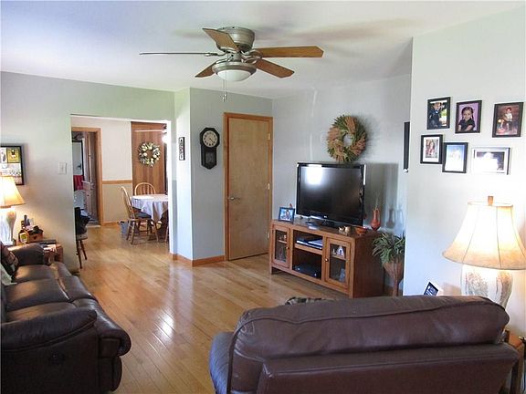 2nd image of 34 Gough Ave