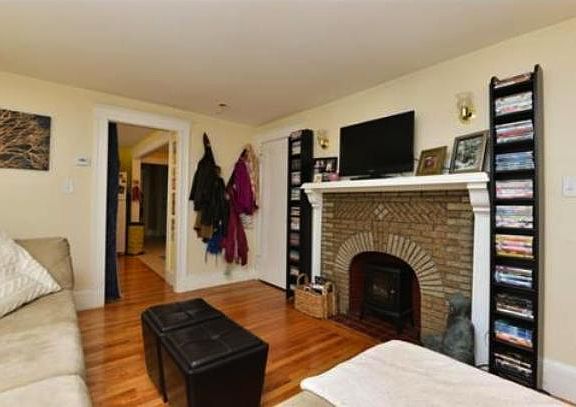5th image of 211 Quincy Shore Dr #2