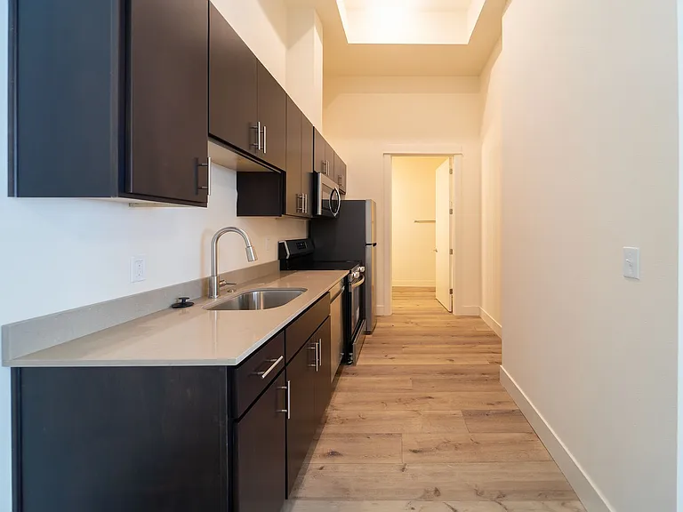 Capitol Hill Apartments — Photo 95