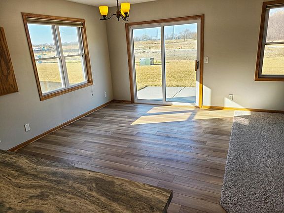 4th image of 2504 W Timber Lake Dr