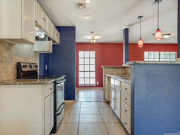 4th image of 1315 Bay Horse Dr