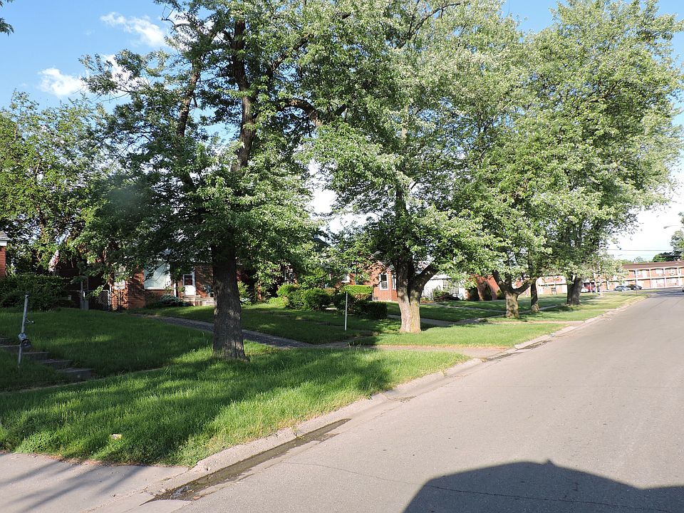 2nd image of 1457 Colonial Dr
