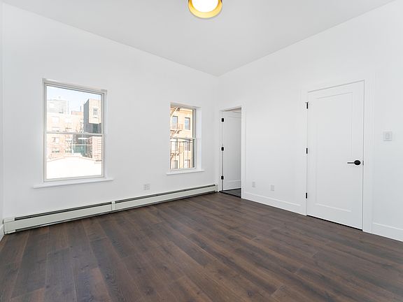 5th image of 216 E 117th St #4