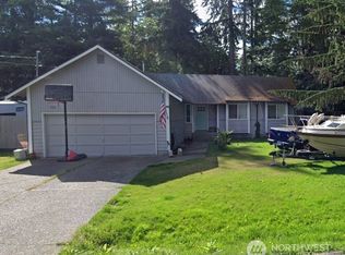 4490 Big Beef Xing NW, Bremerton, WA 98312