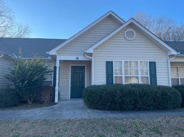 55 Coatsberry Village Ct