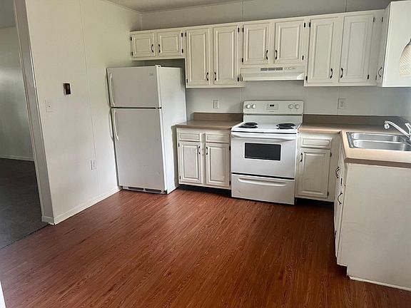4th image of 29 Turner Dr APT 2