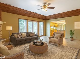270 Basswood Rd, Sunrise Beach, MO 65079
