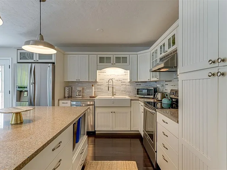 2363 Milford Cir — Photo 7
