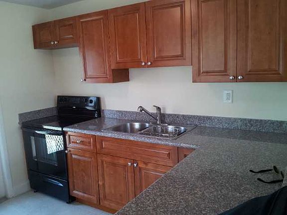 4th image of 1451 NE 32nd St