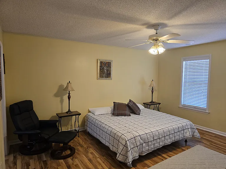 2837 Bridgeport Dr — Photo 13